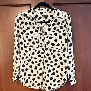 Ann Taylor Petite Black and White Button Down Shirt
